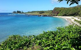 Hana Oceanfront Cottages